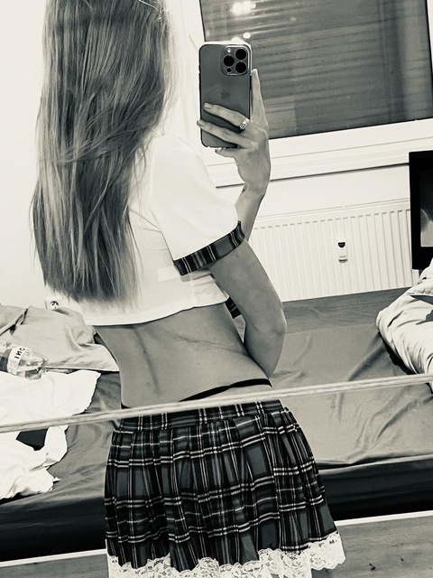 Header of babybitch692117