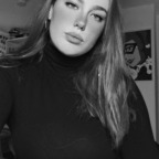 View Renata (beatrix_renata) OnlyFans 49 Photos and 32 Videos for free 

 profile picture