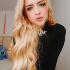 View Emiily Kind (emiily_kind) OnlyFans 49 Photos and 32 Videos leaks 

 profile picture