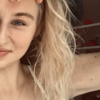 View Golden Fairy (golden.fairy) OnlyFans 49 Photos and 32 Videos for free 

 profile picture