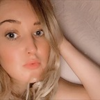 View melissaluv00 OnlyFans content for free 

 profile picture