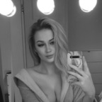 View Lauri (sensual.lauri) OnlyFans 54 Photos and 32 Videos leaked 

 profile picture