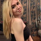 Download sophieee_r OnlyFans content free 

 profile picture