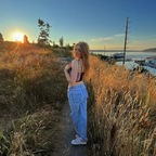 View strawberryshortkake (rhi 🧿) OnlyFans 49 Photos and 32 Videos gallery 

 profile picture