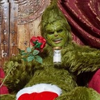 thegrinchhh (Christmas Season all year 🫦) free OnlyFans content 

 profile picture