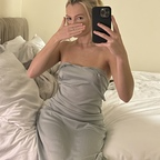 View unadinejade OnlyFans content for free 

 profile picture