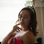 veronicawood21 (Veronica Alise) OnlyFans Leaked Pictures & Videos 

 profile picture